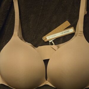 SKIMS Soft Beige Bra